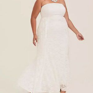 3X (22) PLUS SIZE Wedding Dress NWT
